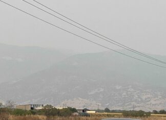Κρύφτηκε ο Κίσσαβος από τους καπνούς που έρχονται από Αλεξανδρούπολη (ΦΩΤΟ)