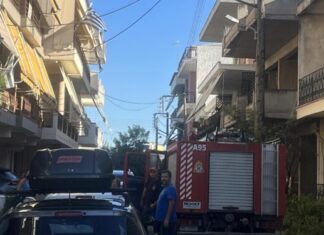 Λάρισα: “Λαμπάδιασε” κουζίνα σε διαμέρισμα στη Χαραυγή (ΦΩΤΟ)