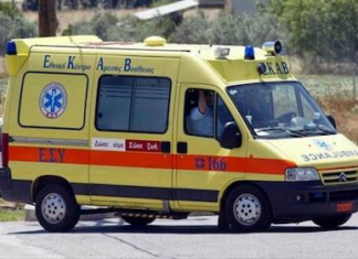 ΤΡΑΥΜΑΤΙΣΤΗΚΕ ΗΛΙΚΙΩΜΕΝΟΣ ΜΟΤΟΣΙΚΛΕΤΙΣΤΗΣ ΣΕ ΤΡΟΧΑΙΟ ΣΤΗ ΛΑΡΙΣΑ