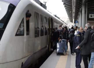 Hellenic Train: Με λεωφορεία τα δρομολόγια Λάρισα-Θεσσαλονίκη το Σαββατοκύριακο