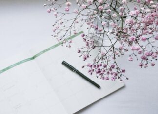 Εορτολόγιο: Ποιοι γιορτάζουν σήμερα Τρίτη, 17 Οκτωβρίου
