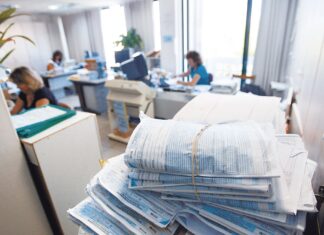 ΑΑΔΕ: Πώς θα εκδίδεται ΑΦΜ σε παιδιά άνω των 12 ετών