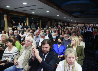 ΣΥΡΙΖΑ: Διάσπαση σε δόσεις – Εκτός η «Ομπρέλα», μένει ώσπου να… φύγει η Αχτσιόγλου και χαρακτηρίζει ακροδεξιό τον Κασσελάκη