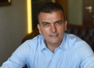 Οι προτεραιότητες του νέου δημάρχου Θαναση Μαμάκου: Τραμ και πολιτικό αεροδρόμιο ψηλά στην ατζέντα του