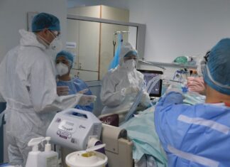 «Θα έχουμε αρκετούς θανάτους» – Προειδοποίηση Μαγιορκίνη για υπετριπλασιασμό των ασθενών με κοροναϊό