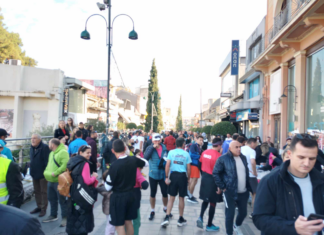 Εκατοντάδες Λαρισαίοι έτρεξαν για τον Ημιμαραθώνιο Τυρνάβου – Λάρισας (ΦΩΤΟ)
