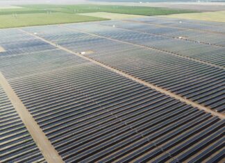 «Πράσινο» για το φωτοβολταϊκό των 300 MW της Valorem στη Λάρισα