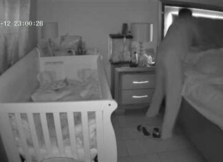 13χρονος μαχαίρωσε μέχρι θανάτου τη μητέρα του στο κρεβάτι της
