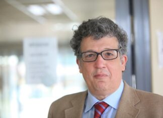 Οικονομικό έλεγχο στα πεπραγμένα Αγοραστού ζητά ο Καραμπάτσας