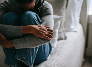 ΗΠΑ: Ανείπωτη τραγωδία – Βγήκε από το ντους και βρήκε τα δίδυμα παιδιά της νεκρά
