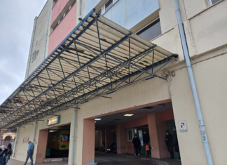 Στο ΓΝΛ δυο παιδιά μετά από έκρηξη φιάλης σπρέι για τα μαλλιά