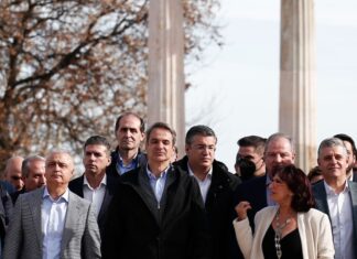 Ο Θανάσης Παιδής στα εγκαίνια του “Παρθενώνα της Μακεδονίας” στις Αίγες