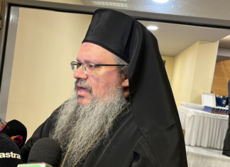O Μητροπολίτης Λαρίσης & Τυρνάβου κ. Ιερώνυμος για τα ομόφυλα ζευγάρια (BINTEO)