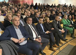 Υπερκομματική…πίτα! Το αδιαχώρητο στην εκδήλωση της Ευαγγελίας Λιακούλη – Δεν ήταν μόνο το ΠΑΣΟΚ εδώ (ΒΙΝΤΕΟ-ΦΩΤΟ)