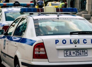 Με χειροπέδες στη Λάρισα για χασίς