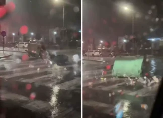 Η στιγμή που ο δυνατός αέρας εκσφενδονίζει κάδο σκουπιδιών στη μέση του δρόμου