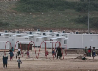 Πλεύρης: Δεν θα μεταφερθεί κανένας πλημμυροπαθής από τη δομή στο Κουτσόχερο