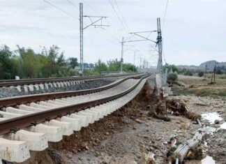 Με fast track διαδικασίες τα έργα αποκατάστασης του σιδηροδρόμου
