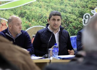 Αυγενάκης στη Λάρισα: Έως 30 Ιουνίου η εξόφληση των πληγέντων παραγωγών της Θεσσαλίας