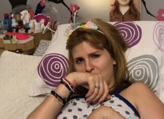 Όλες οι προσευχές μαζί της, δυστυχώς περνάει δύσκολα: Ξανά στο νοσοκομείο η Μυρτώ της Πάρου «Κι αν δεν αντέχει;»