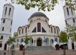Εγκαινιάζεται από τον Ιερώνυμο Λαρίσης ο ιερός ναός της οσίας Ειρήνης Χρυσοβαλάντου