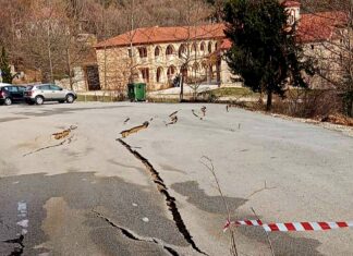 “Έσκασε” ο δρόμος για τη Μονή Σιαμάδων: Τον είχαν κατασκευάσει το… περασμένο καλοκαίρι (φώτο)