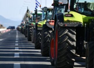 Kαλοκαιρινά μπλόκα από τους αγρότες – Σχεδιάζουν νέες κινητοποιήσεις από τις 10 Ιουνίου