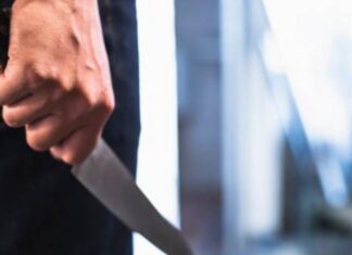 Βόλος: Μαθητές απείλησαν συνομήλικό τους με μαχαίρι – Του αποσπούσαν χρήματα για τζόγο