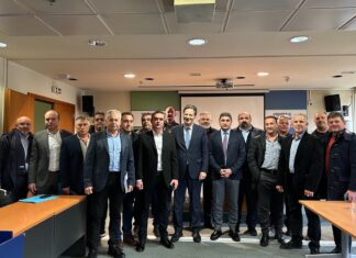 Η άμεση αποκατάσταση των αρδευτικών δικτύων της Θεσσαλίας συζητήθηκε σε μακρά σύσκεψη με Αυγενάκη, Σκυλακάκη και Τριαντόπουλο