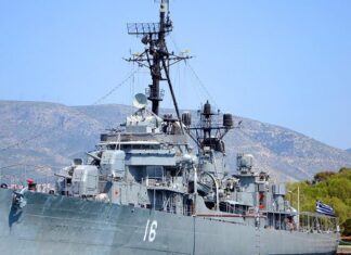 Θεσσαλονίκη: Πλώρη για Σαλαμίνα βάζει το ιστορικό αντιτορπιλικό «Βέλος» – Πότε αναχωρεί;