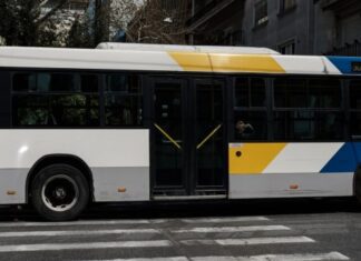 Ελεύθερος ο οδηγός λεωφορείου που κατηγορήθηκε για την απόπειρα βιασμού επιβάτιδας