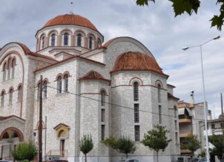 Ιερό ευχέλαιο για την εορτή του Αγίου Ιακώβου στον Άγιο Χαράλαμπο Λάρισας