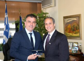 Εξωστρέφεια και συνέργειες στη συνάντηση του Δημάρχου Λαρισαίων με τον Γενικό Πρόξενο των ΗΠΑ στην Ελλάδα
