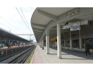 Δύο έως τρία χρόνια για να επανέλθει η σιδηροδρομική σύνδεση Λάρισας – Βόλου