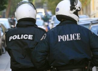Συναγερμός για ύποπτη τσάντα στο κέντρο της Αθήνας – Εκλεισε η οδός Στουρνάρη