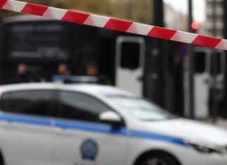 Λήξη συναγερμού στην Καλλιθέα – Ολοκληρώθηκε ο έλεγχος έξω από το υπουργείο Ψηφιακής Διακυβέρνησης