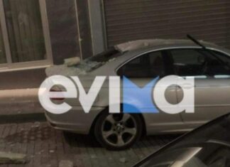 Χαλκίδα: Βαριά κομμάτια σοβά έπεσαν σε σταθμευμένα αυτοκίνητα – Από τύχη δεν υπήρξαν τραυματισμοί