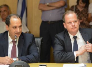Καρυστιανού – Ασλανίδης ζητούν την άρση ασυλίας Καραμανλή και Σπίρτζη