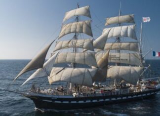 Γαλλία: Με το εμβληματικό ιστιοφόρο «Belem» η Ολυμπιακή Φλόγα στη Μασσαλία – Πότε φτάνει στον Πειραιά