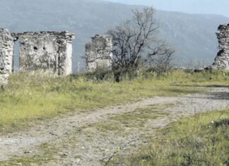 Λάρισα: Τα παλιά κτίρια που καταρρέουν…