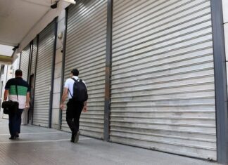 Κακά μαντάτα: Κλείνουν όλες οι τράπεζες, «χωρίς λεφτά» για 6 μέρες, τι θα γίνει με τους μισθούς