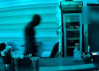 Θεσσαλονίκη: Καρέ καρέ η στιγμή της διάρρηξης σε μπαρ του Ευόσμου