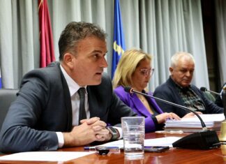 Παρέμβαση του Θανάση Μαμάκου για τους πλημμυροπαθείς και τις οικογένειές τους