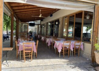 «Λεύκα» Ένα ουζερί – μεζεδοπωλείο καλοφαγάδων στην Λάρισα (ΦΩΤΟ)