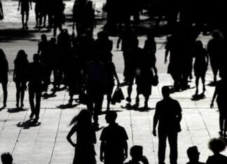 Δημογραφικό: 1.000.000 λιγότεροι Ελληνες έως το 2050