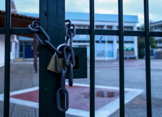 Κακοκαιρία: Κλειστά θα μείνουν τα εσπερινά σχολεία στη Θεσσαλία