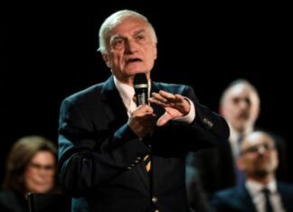 Βγήκε από την εντατική ο Μανώλης Μαυρομμάτης