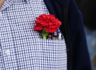 Η Λάρισα τιμά την Πρωτομαγιά με δύο απεργιακές συγκεντρώσεις