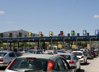 Λύγισε τους πολίτες η Έξοδος – Ελληνικό «Γολγοθάς» με βενζίνη και πασχαλινό τραπέζι
