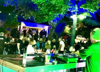 Τρελό πάρτυ έστησαν Λαρισαίοι DJs στο “Κηποθέατρο”: ΦΩΤΟ-ΒΙΝΤΕΟ